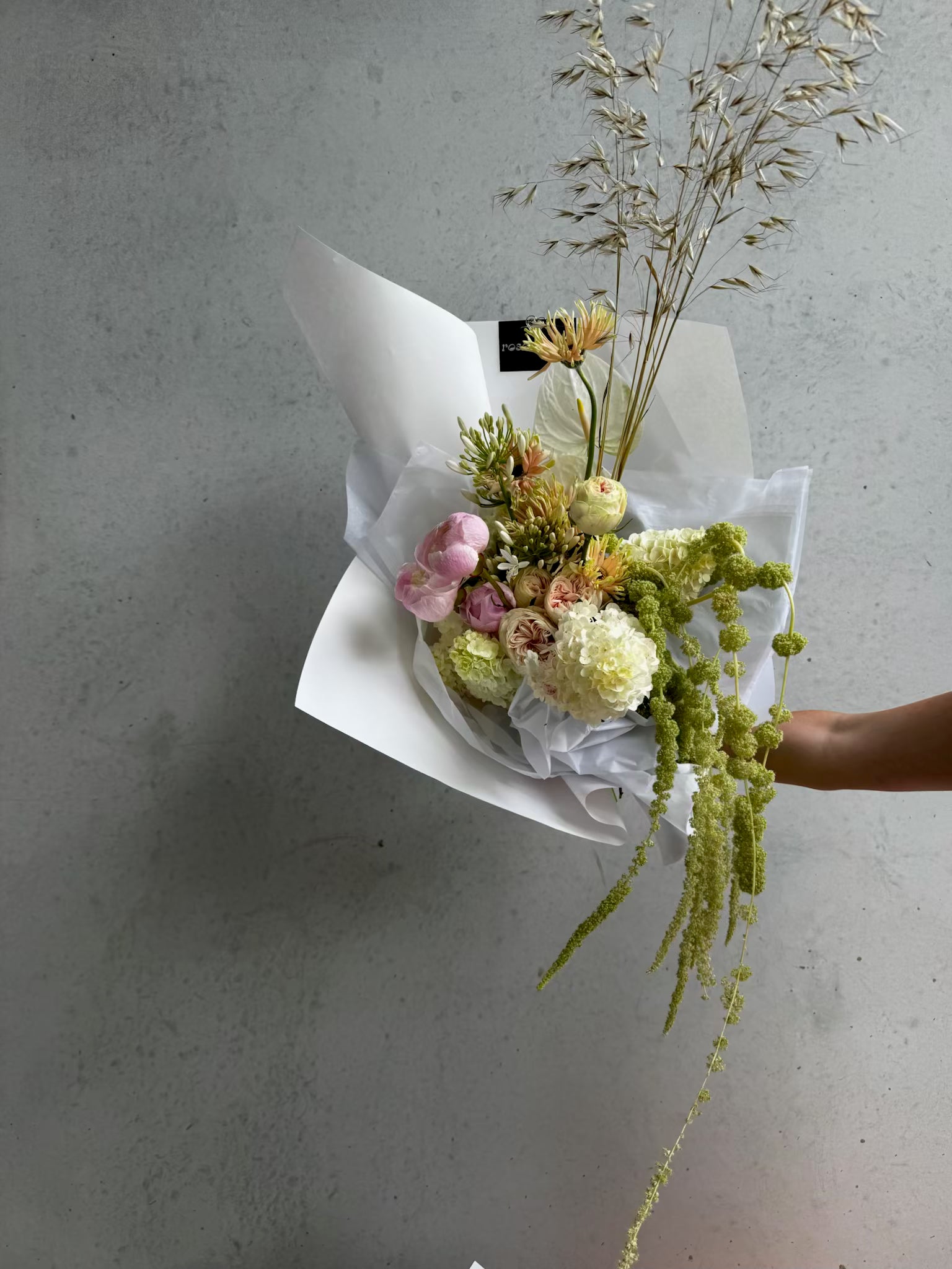 Florist Choice Pastel Bouquet – Soft Seasonal Flowers Delivered Melbourne